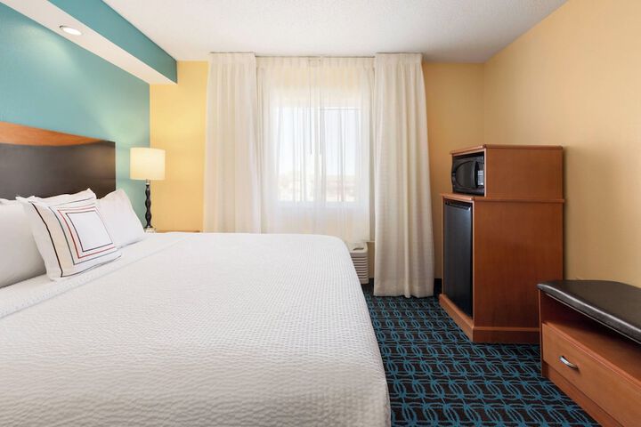 Room 15 of 23