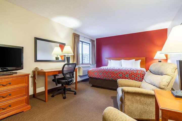 Room 16 of 30