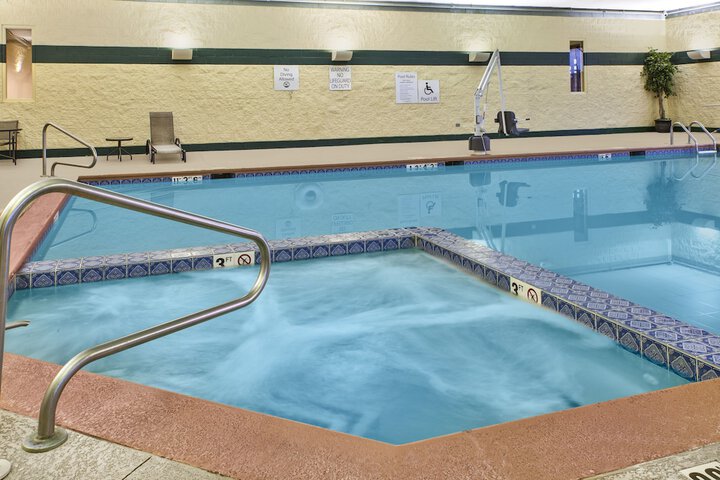 Pool 6 of 61