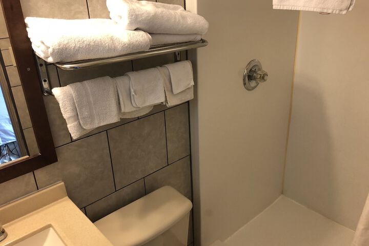 Room 54 of 60