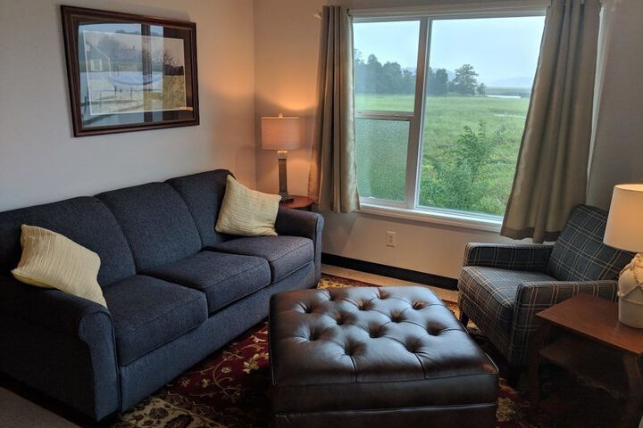 Room 6 of 30