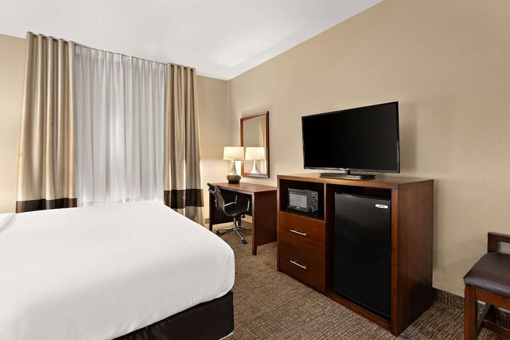 Room 11 of 35