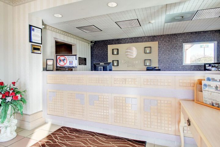 Quality Inn Brookhaven