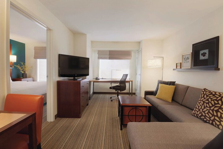 Room 15 of 24