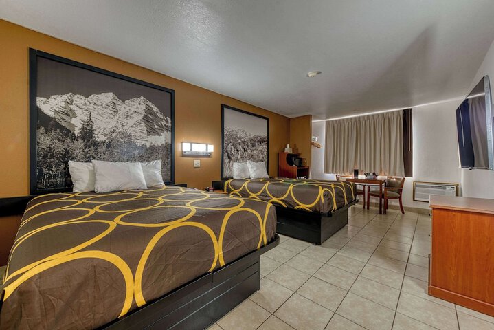 Super 8 by Wyndham Alamosa
