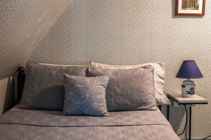 Room 21 of 42