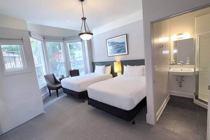 Room 15 of 31