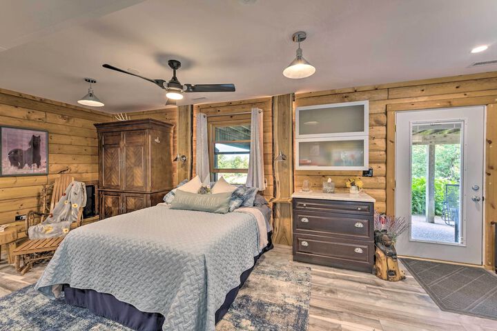 Cozy Wisconsin Studio 11 Mi to Lake Geneva!