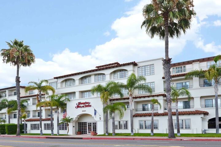 Hotel 4 of 33