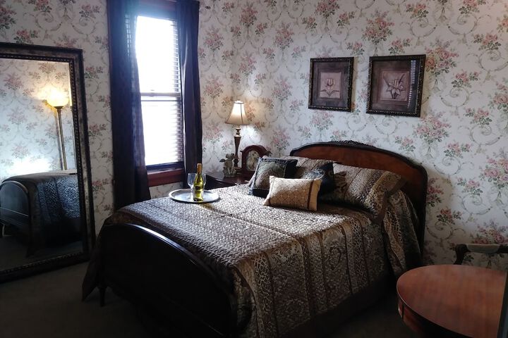 Room 43 of 60