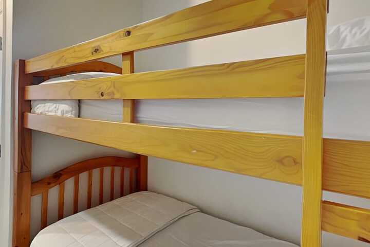 Room 255 of 394