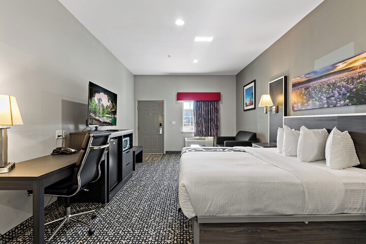 Room 34 of 51