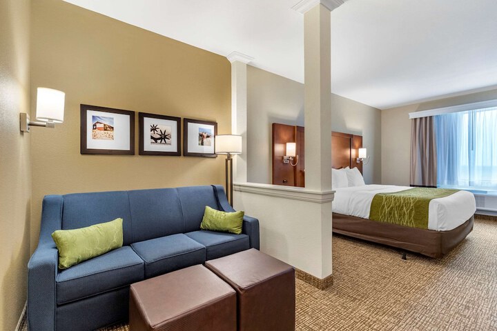 Room 11 of 35