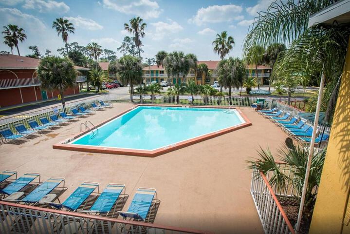 QUALITY INN AND SUITES EASTGATE