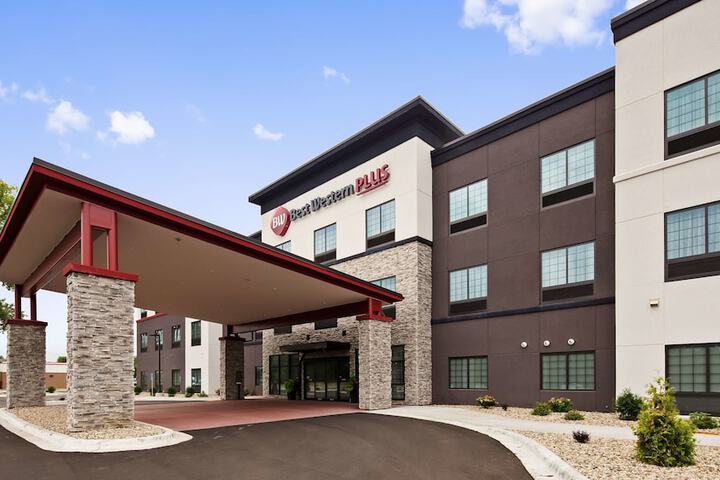 Hotel 2 of 26