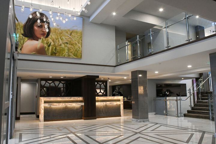 Hotel Interior 9 of 101