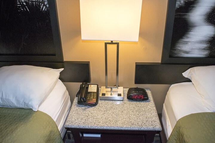 Room 11 of 44