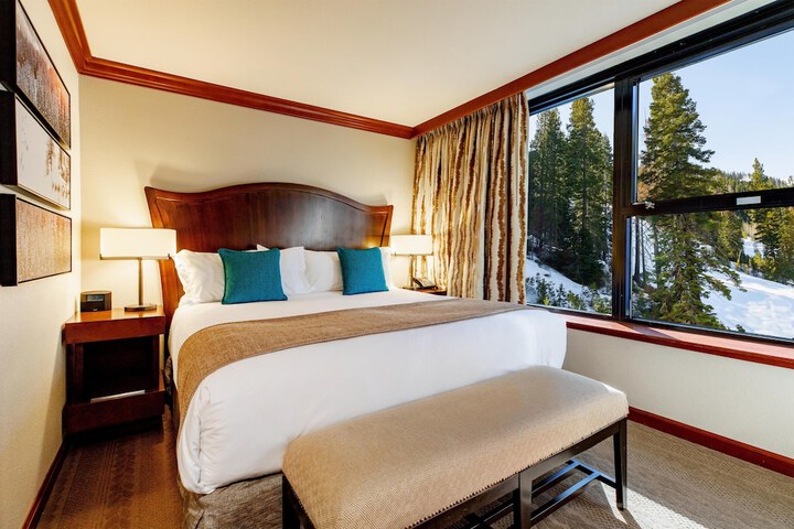Everline Resort and Spa Lake Tahoe
