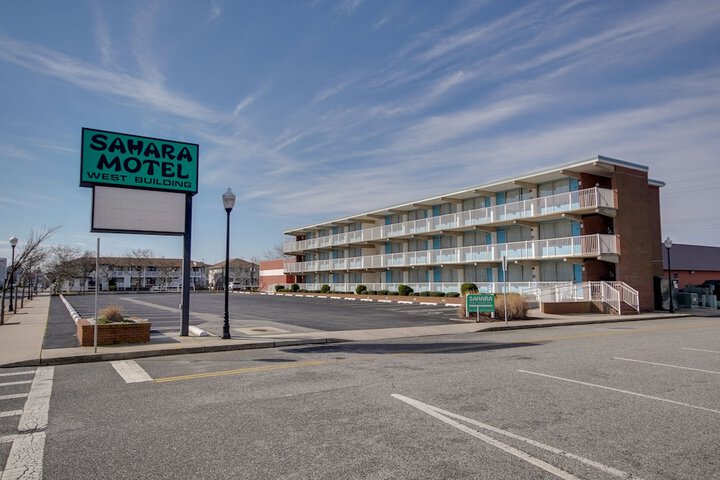 Hotel 4 of 28