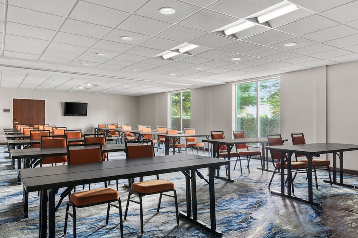Fairfield Inn & Suites by Marriott Alexandria