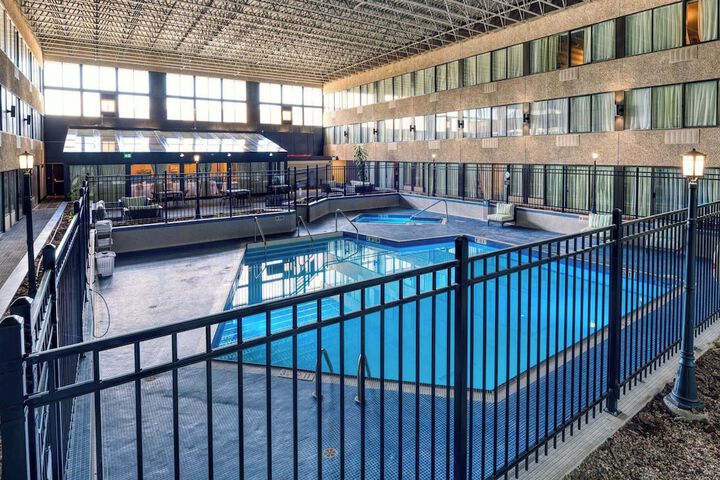 Pool 4 of 34