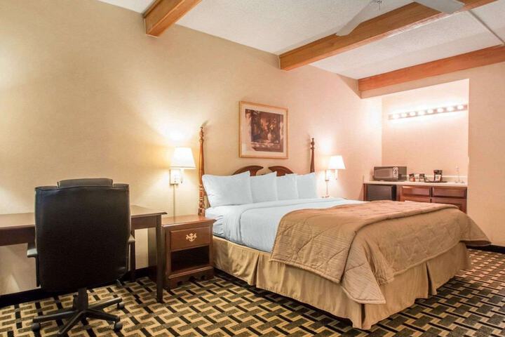Quality Inn & Suites Ridgeland
