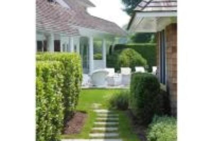 Villa Victoria - Cozy Hamptons Villa