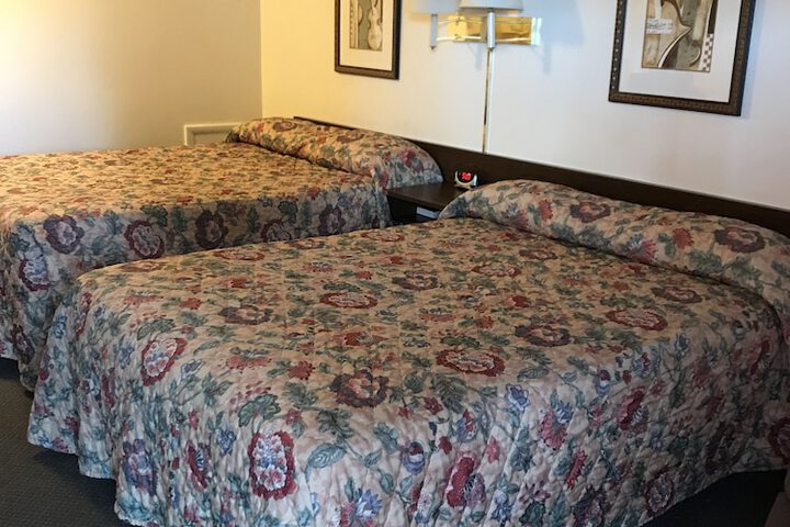 Room 24 of 52