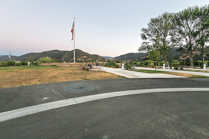 Flying Flags RV Resort & Campground