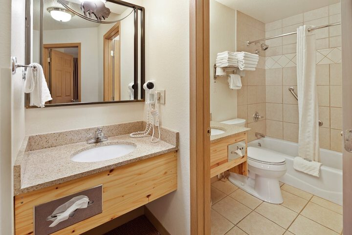 Room 21 of 27