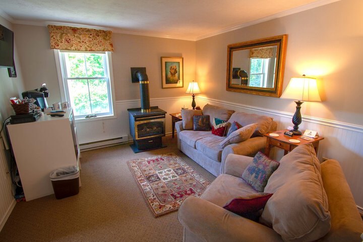 Room 158 of 200
