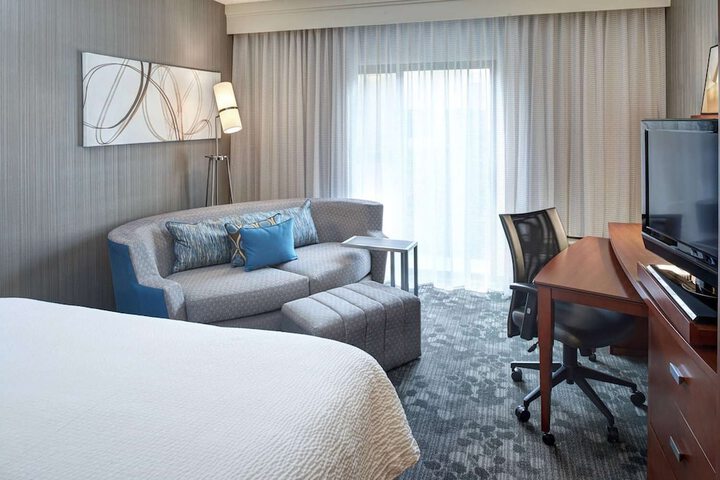 AmericInn by Wyndham Brookfield