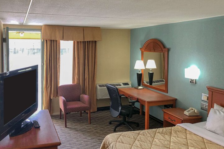 Room 7 of 37
