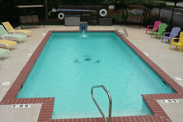 Pool 6 of 25