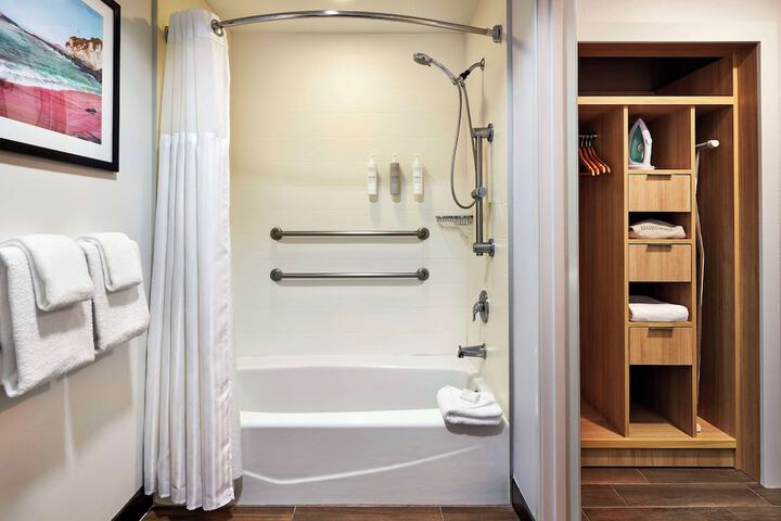 Hilton Garden Inn San Luis Obispo / Pismo Beach