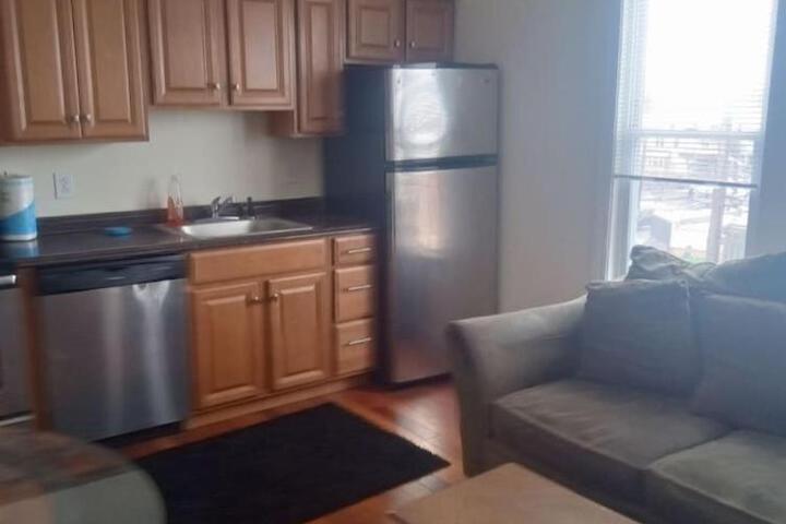 godlyone bedroom free parking