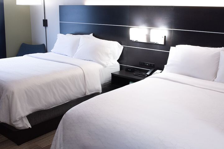 Holiday Inn Express Hotel & Suites Conover (Hickory Area) by IHG
