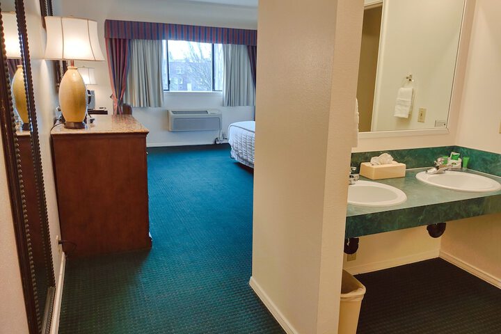 GuestHouse Enumclaw