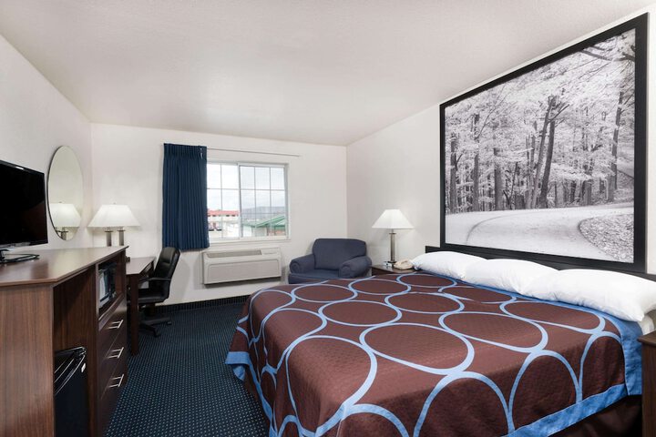 Room 21 of 26