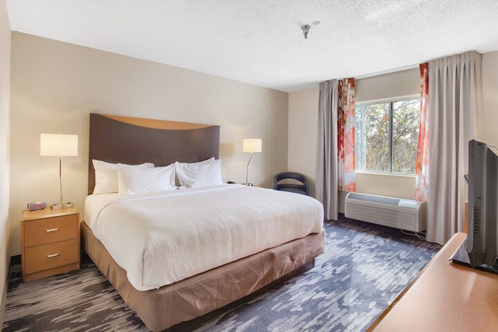 Room 10 of 47