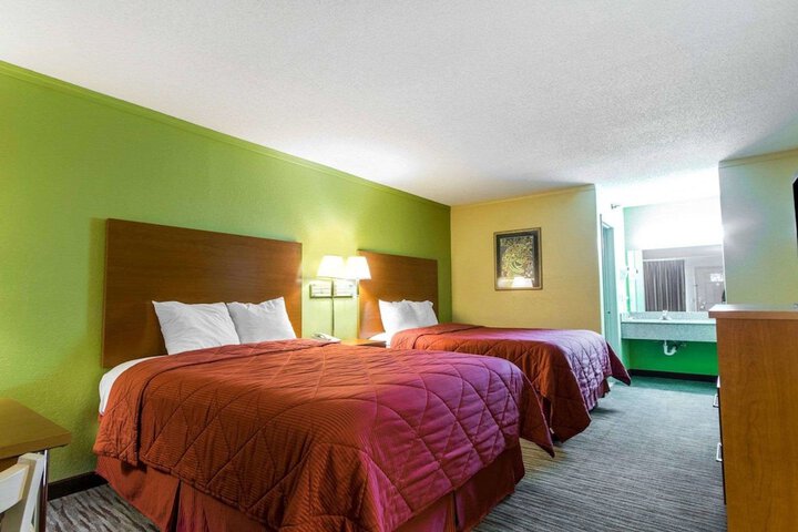 Room 14 of 29