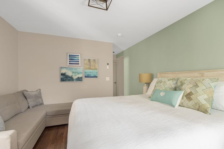 Room 20 of 90
