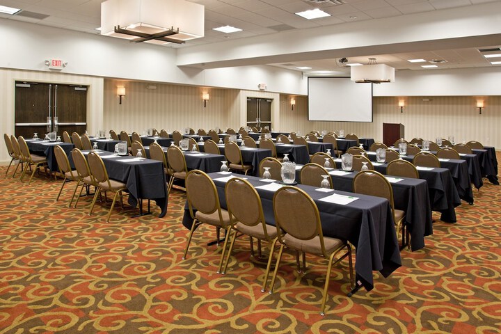 Holiday Inn Columbus Dwtn-Capitol Square by IHG