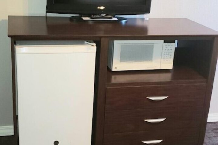 Room 18 of 23