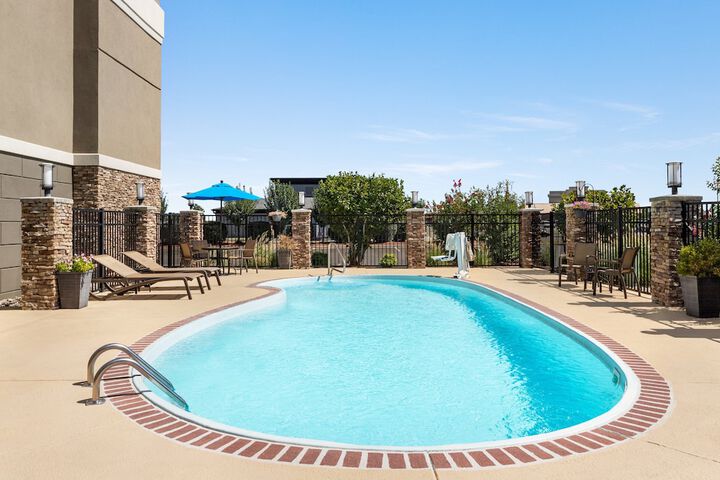 Pool 4 of 36