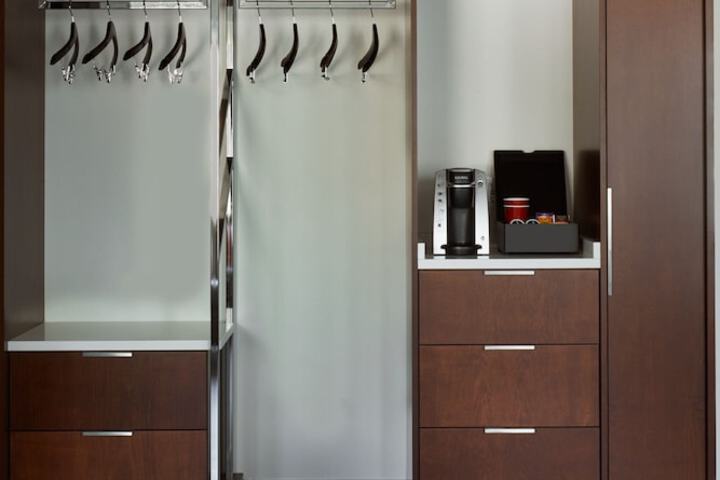 Room 15 of 76