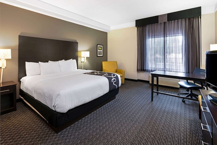 Room 20 of 40