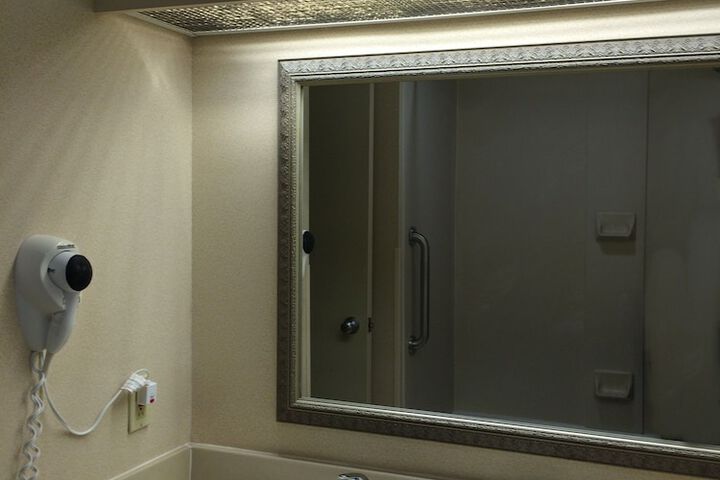 Room 20 of 44