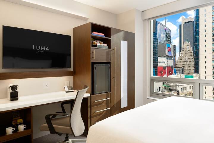 Room 14 of 60