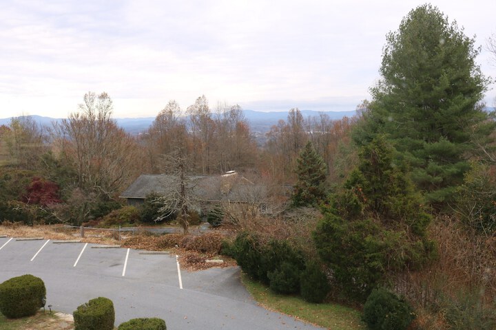 Hotel View 130 of 143